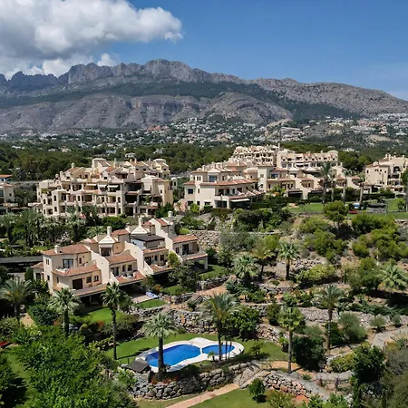 Gadea 4-7 Альтеа